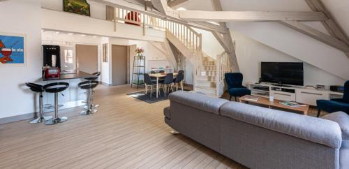 Dijon Centre Ville Apartment | Le Palais