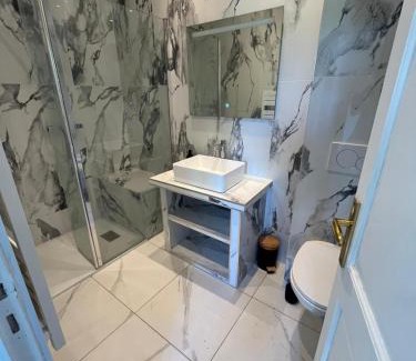 Villeneuve-sous-Dammartin Bed & Breakfast | Le parc d'eden