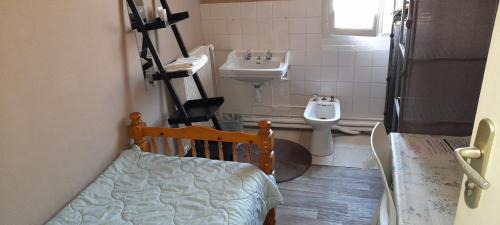 Saintes Hotel | Le Parisien
