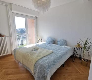 Novel Apartment | Le Parmelan - Grand appartement familial avec vue sur la montagne