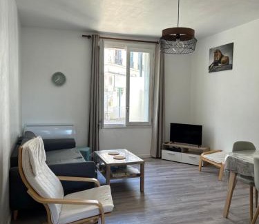 Saint-Aignan Apartment | Le Parmentier - 1 place de parking privative