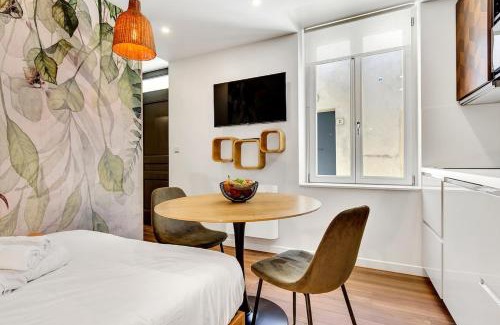 Saint Nicolas - Charles III - Ville vieille - Trois Maisons - Leopold Apartment | Le Passage Bottin - Studio - 5min Gare - Hypercentre