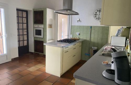 La Crau House | Le Patio Bleu