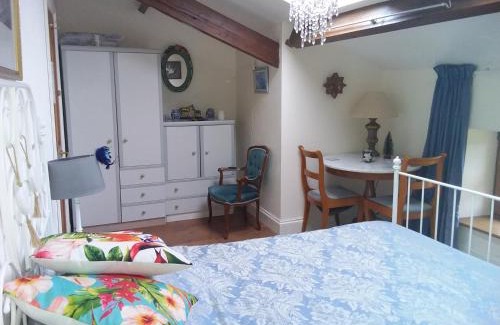 Bazoges-en-Pareds Cabin | Le Patronage