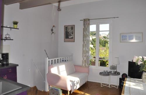 Bois-Guillaume House | Le Pavillon Bellevue
