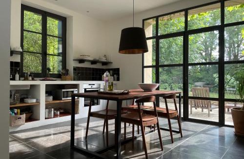 Montlaur Villa | Le Pavillon Du Regisseur