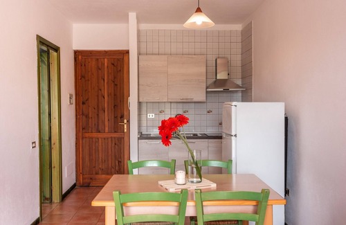 Santa Teresa di Gallura Apartment | Le Pavoncelle Bilo 1Km From The Beach, Santa Teresa Gallura, Italy