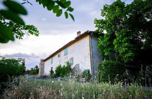 Beaufort House | Le Pech Merle YourHostHelper