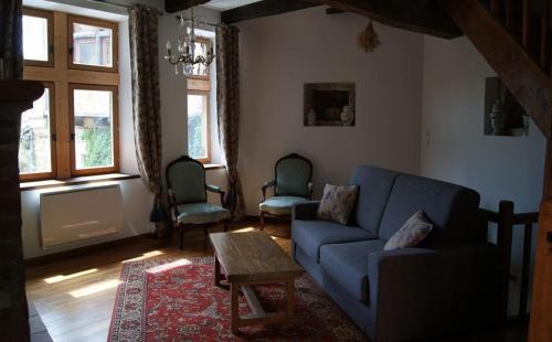 Bruniquel House | Le Pentagone