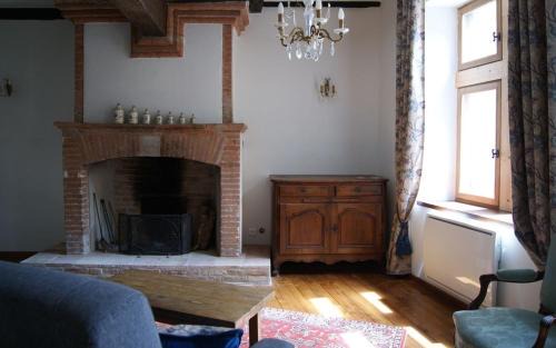 Bruniquel House | Le Pentagone