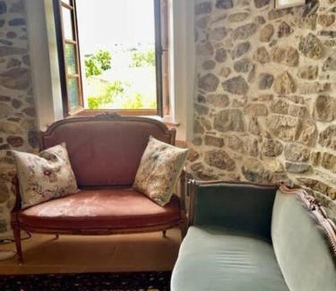 Tournissan House | Le Petit Château de Tournissan