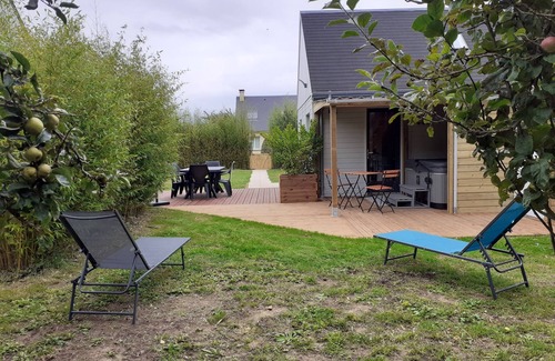Portbail Ski Chalet | Le Petit Chalet Avec son Jacuzzi Couvert