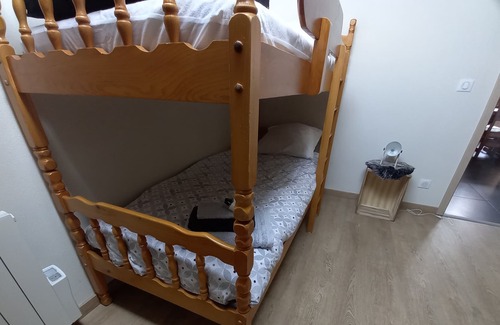 Desingy Apartment | Le Petit Chalet de Planaz, calm and mountain atmosphere electric bike rental