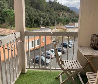 Lamalou-les-Bains Apartment | Le petit chalet