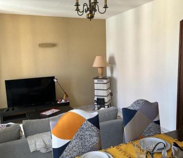 Saint Joseph/Mittelharth Apartment | Le petit coin des oliviers