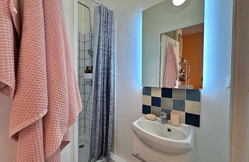 Margny-les-Compiegne Apartment | Le Petit Cosy par Your Sweet Loc