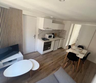 Dole Apartment | Le petit Cosy