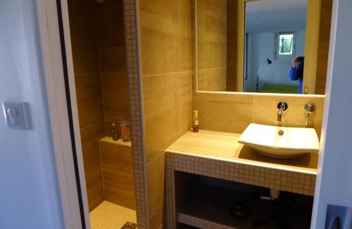 Les Vans Apartment | le petit domaine 07