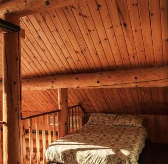 Lac-Simon Ski Chalet | Le Petit Domaine Caché - Lac-Simon