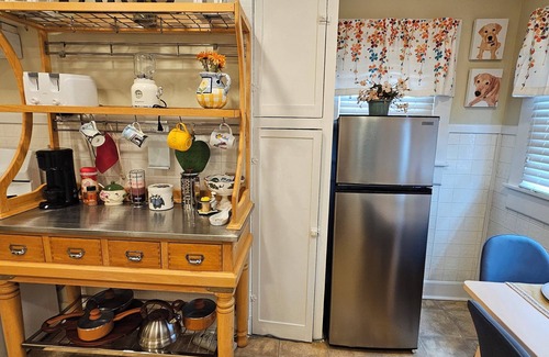 Woodland Heights Apartment | Le Petit french chateau