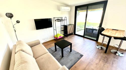 Althen-des-Paluds Bed & Breakfast | Le petit Fresquounet