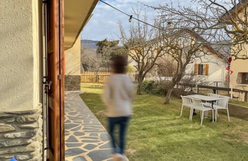 Palau-de-Cerdagne Apartment | Le Petit Jardin de Palau