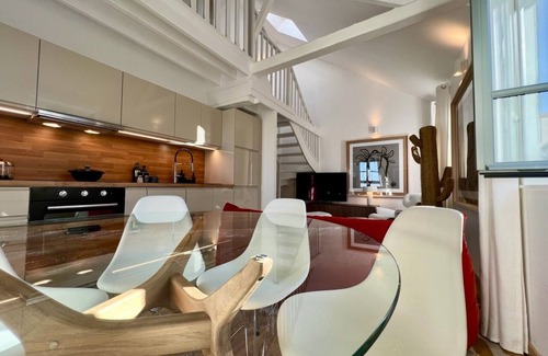 Honfleur Apartment | Le Petit Loft du 10Honfleur, bright with nice view, dog allowed