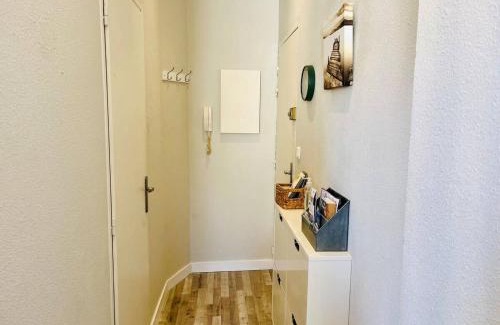 La Rochelle City Centre Apartment | Le Petit Marche - T2 Hypercentre - Wifi