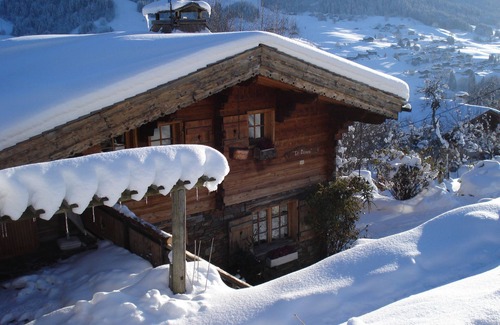 Praz-sur-Arly Ski Chalet | Le Petit Mazot