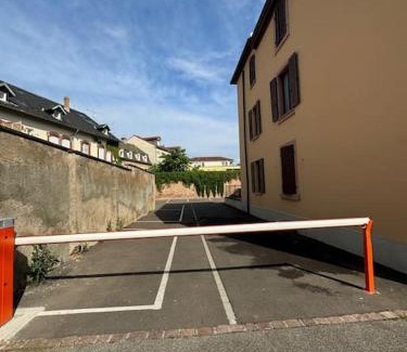Saint Joseph/Mittelharth Apartment | Le Petit Nid de Colmar - Parking privé