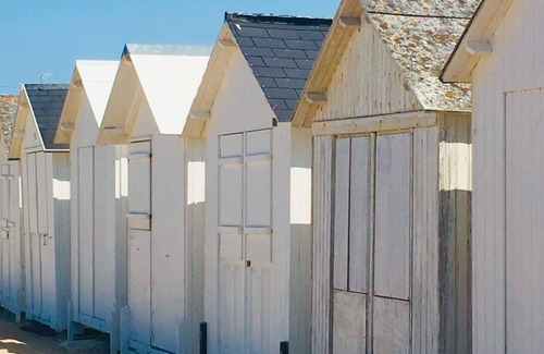 Bernieres-sur-Mer Apartment | Le Petit nid de Katia