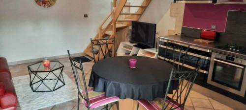 Saint-Loubes House | Le Petit Nid