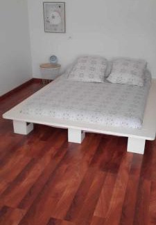 Saint-Loubes House | Le Petit Nid