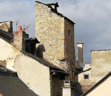 Marvejols Apartment | le Petit Pénitent Quartier Doré