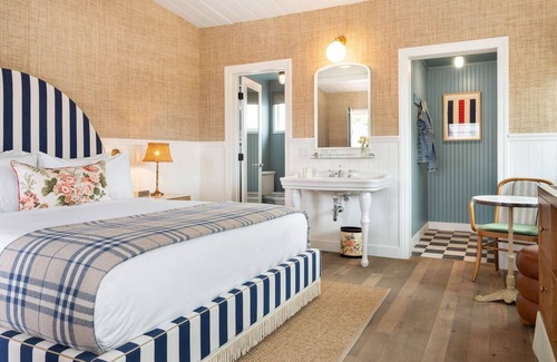 Laguna Terrace Park Hotel | Le Petit Pali Laguna Beach