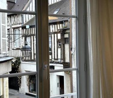 Centre Ville Apartment | Le petit Paris