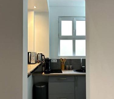 Centre Ville Apartment | Le petit Paris