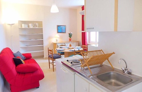 La Richardais Apartment | Le Petit Robinson by Interhome