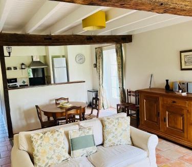 Loubens Apartment | Le Petit Usar