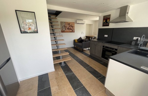 Maillane House | Le Petit Valexiane