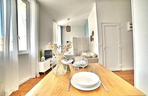 Fouras Apartment | Le Petit Vauban - Beach and center