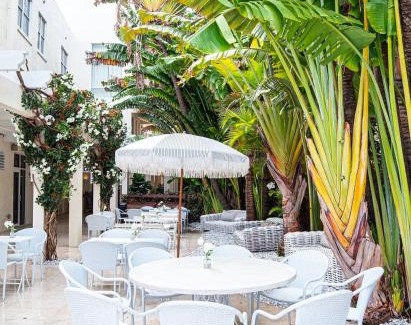 South of Fifth Apartment | le Petite Miami Beach