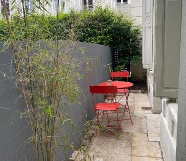 Auxerre Apartment | Le Philibert Roux