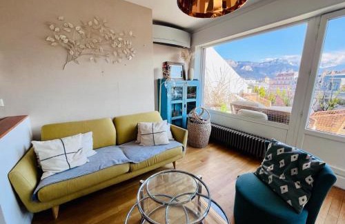 Annecy Old Town Apartment | Le photographe- Appt de standing entre gare et lac