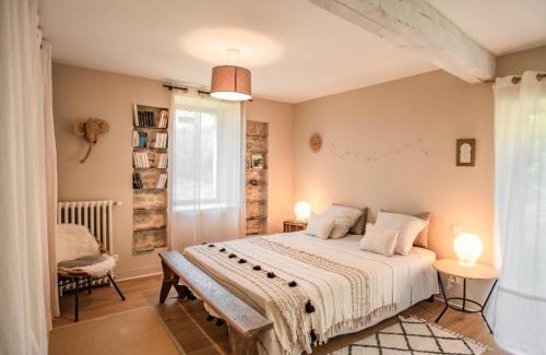 Lagardelle House | Le Pigeonnier Rouge