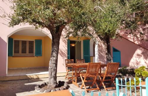 Sas Linnas Siccas Apartment | Le Pintadas - Appartamenti con veranda a 150 mt dal mare