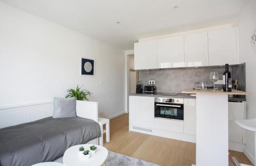 Saint-Cyprien Apartment | Le Platine