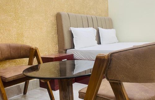 Danapur Hotel | Le Platinum Hotels & Banquet