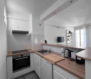 Grenelle Apartment | Le Point d'Eiffel - Au Cœur de Grenelle