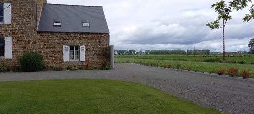 Roz-sur-Couesnon House | Le Polder